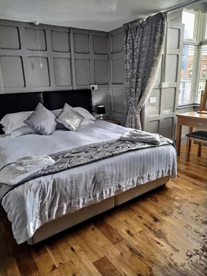 Bed and Breakfast The Edinburgh Castle Holyhead Exterior foto